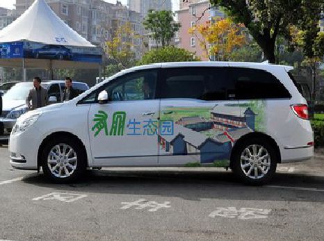 石泉户外车贴喷绘如何保持效果?