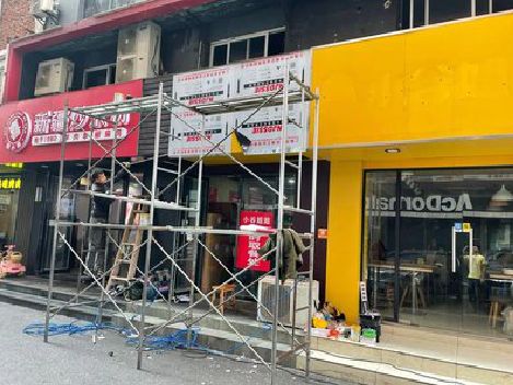 石泉制作广告招牌如何避免它发黄？